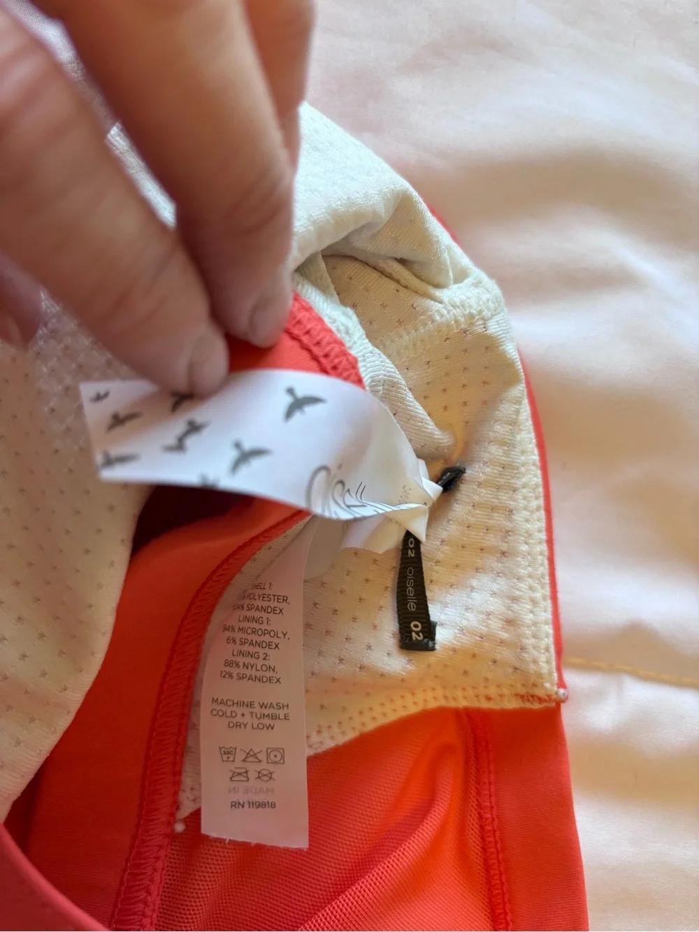 Women’s oiselle Coral Cross-Back sports bra
